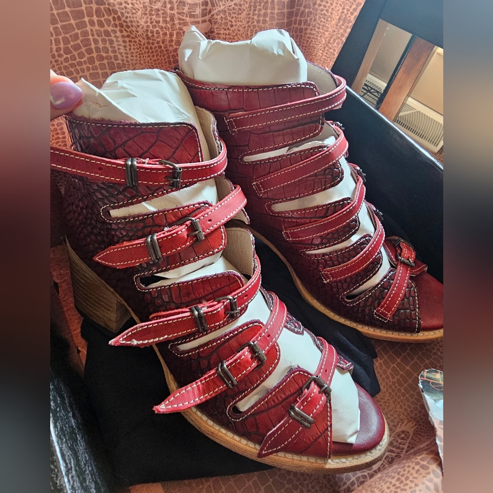 Freebird Boots Red Croco Quinn size 12 Brand New in Box - Sold Out Online! - Picture 4 of 6